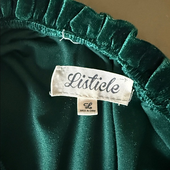 Listicle Emerald Green Velvet Dress - Picture 9 of 12